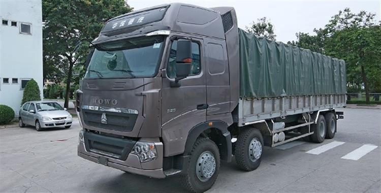 Xe tải thùng Howo 4 chân 371hp A7